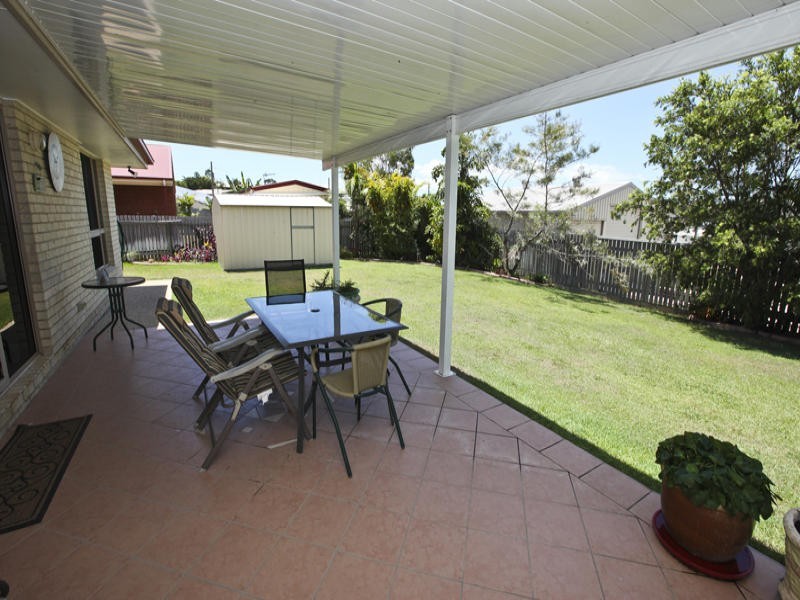 5 Huntington Court, New Auckland QLD 4680