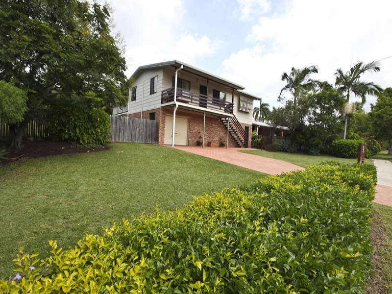 7 Carinya Drive, Clinton QLD 4680