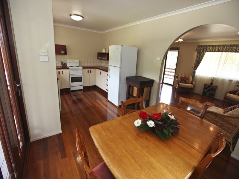 7 Carinya Drive, Clinton QLD 4680