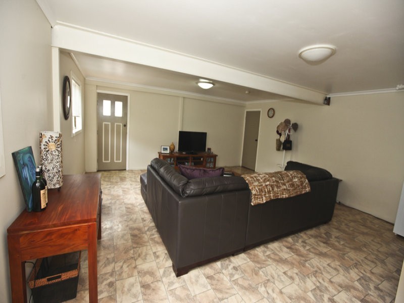 7 Carinya Drive, Clinton QLD 4680