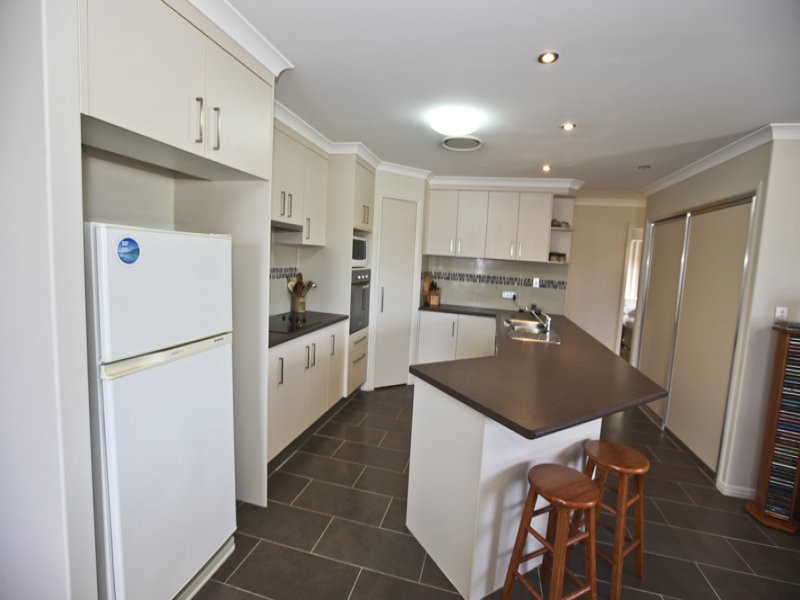 113 Penda Avenue, New Auckland QLD 4680