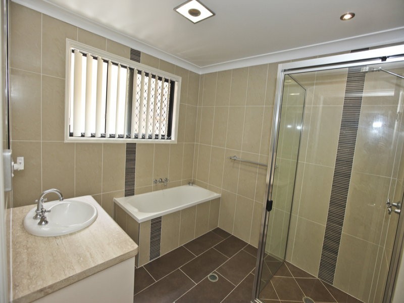 113 Penda Avenue, New Auckland QLD 4680