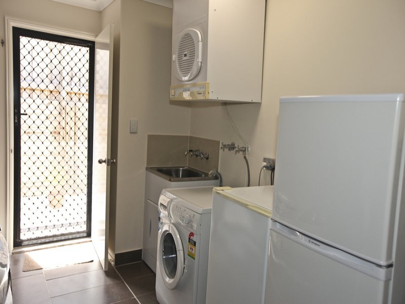 113 Penda Avenue, New Auckland QLD 4680