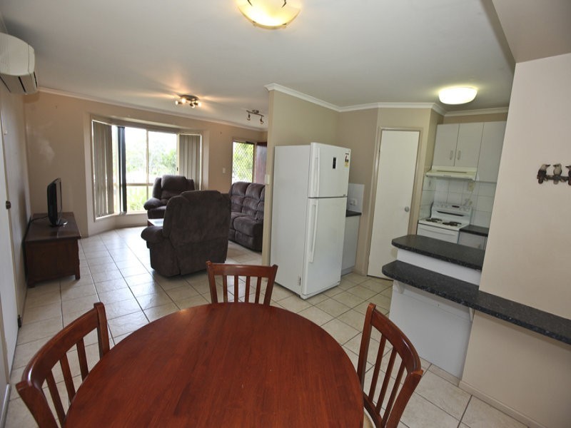 7A Daniel Drive, New Auckland QLD 4680