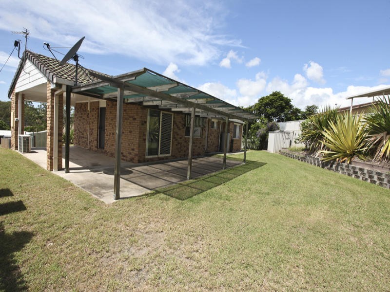 7A Daniel Drive, New Auckland QLD 4680