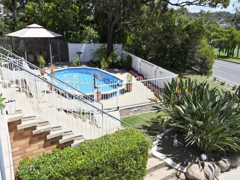 21 Bell Street, Barney Point QLD 4680