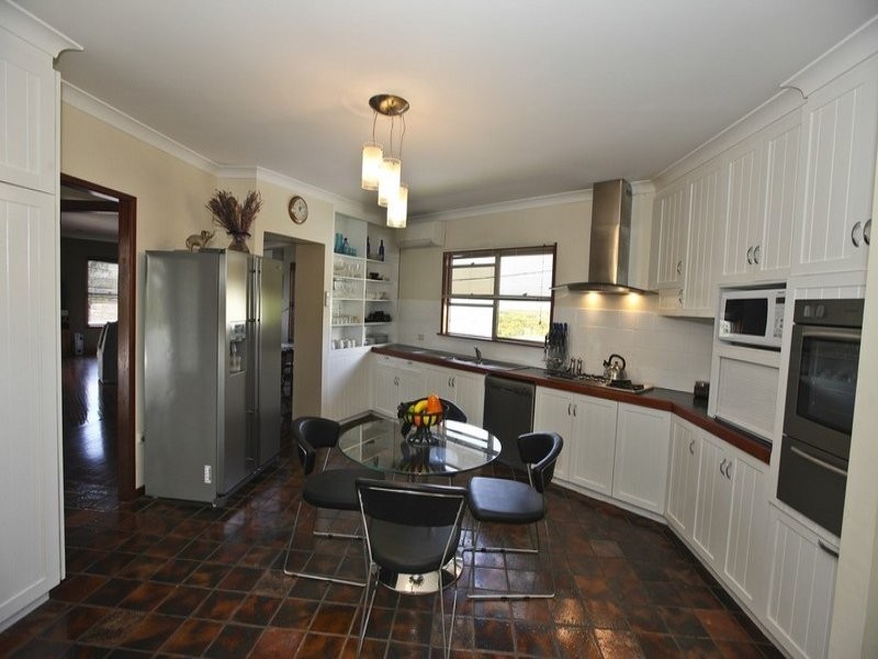 21 Bell Street, Barney Point QLD 4680