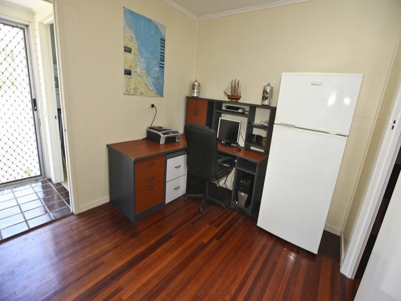 21 Bell Street, Barney Point QLD 4680