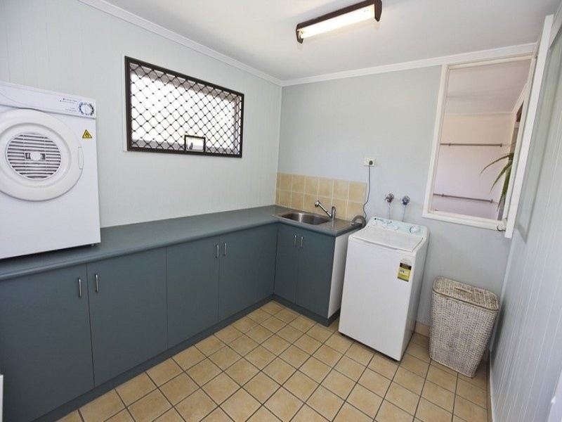 21 Bell Street, Barney Point QLD 4680