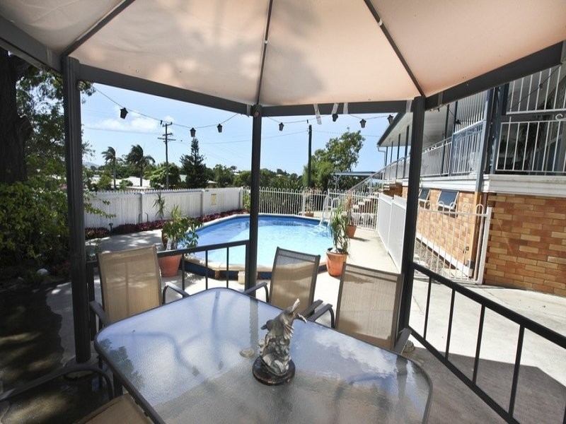 21 Bell Street, Barney Point QLD 4680