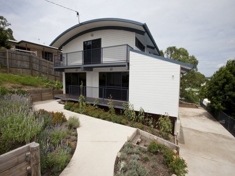 31 Herbertson Street, West Gladstone QLD 4680