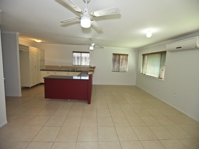 15 Streeter Street, Clinton QLD 4680