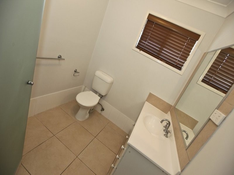 15 Streeter Street, Clinton QLD 4680