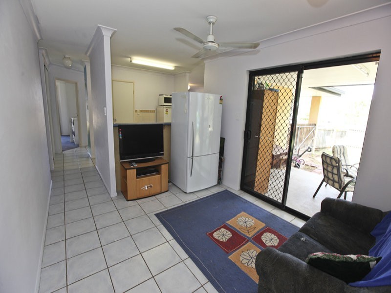 5 Karamea Close, Clinton QLD 4680