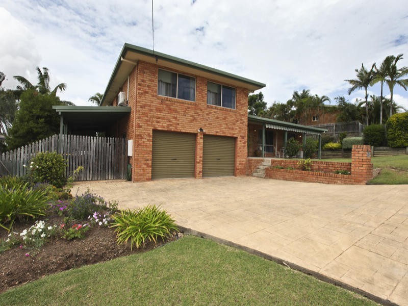 12 McIver Road, Clinton QLD 4680