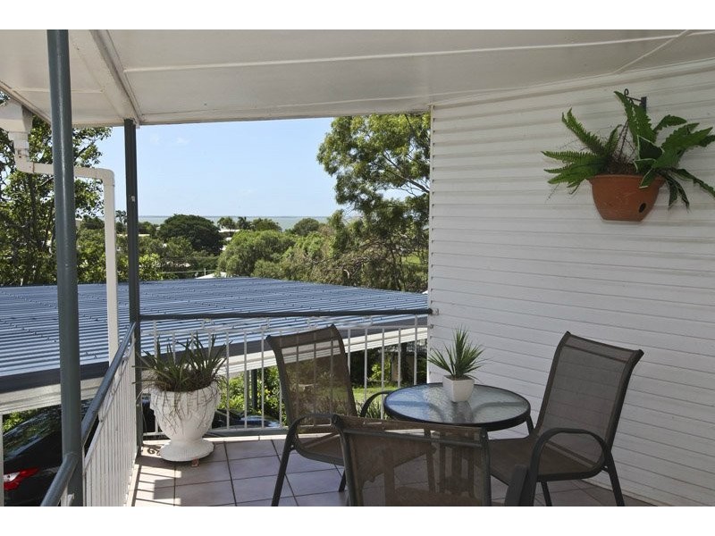 21 Bell Street, Barney Point QLD 4680