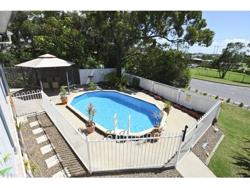 21 Bell Street, Barney Point QLD 4680
