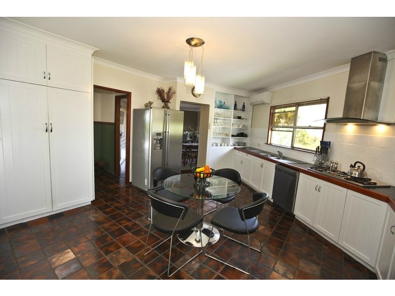 21 Bell Street, Barney Point QLD 4680