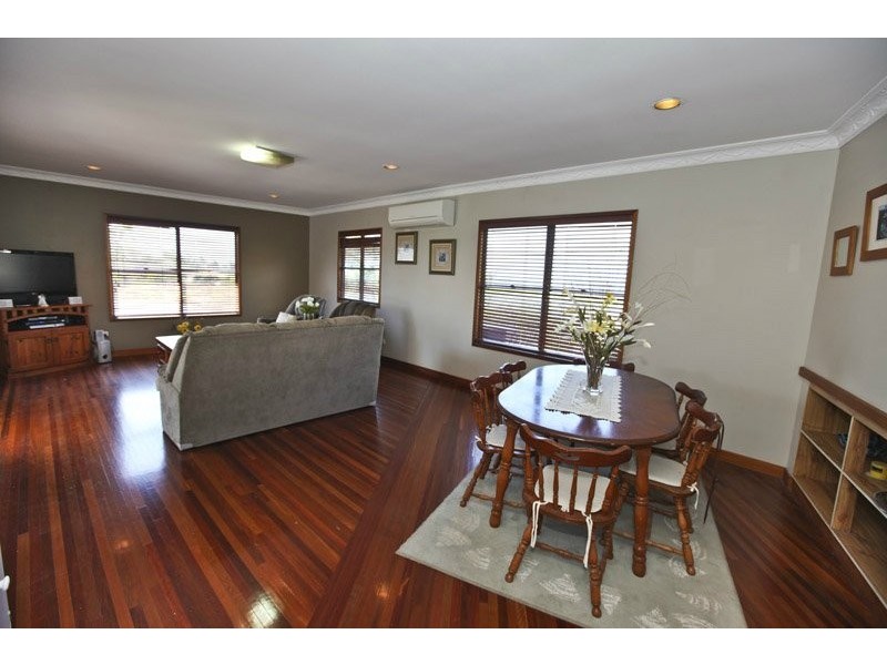 21 Bell Street, Barney Point QLD 4680
