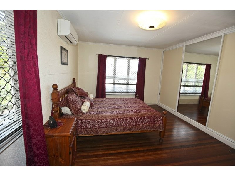 21 Bell Street, Barney Point QLD 4680