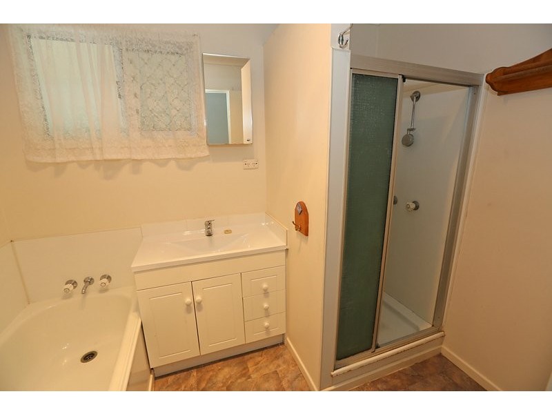 4 WITNEY STREET, Telina QLD 4680