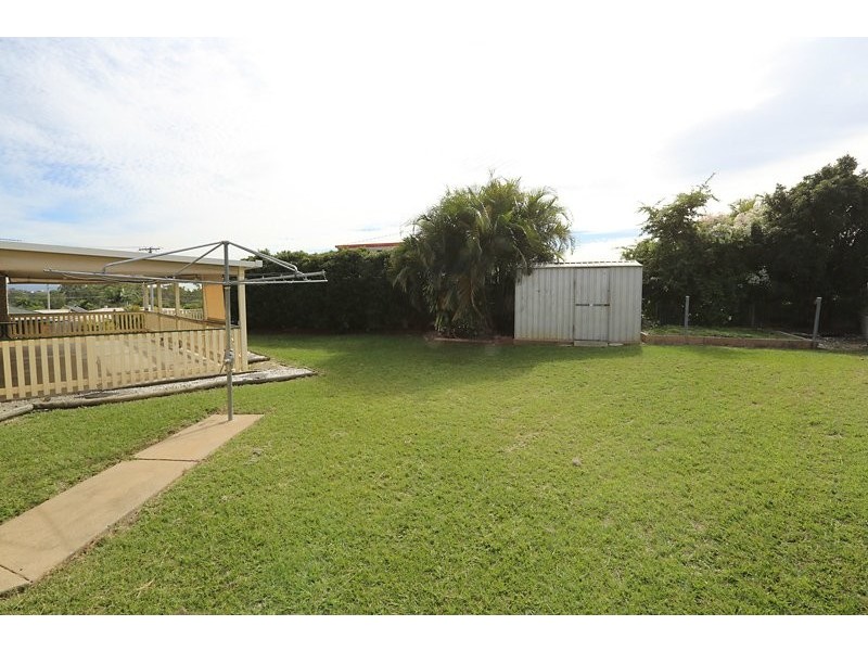 4 WITNEY STREET, Telina QLD 4680