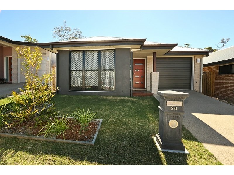 26 CHRISTINA RD, Clinton QLD 4680