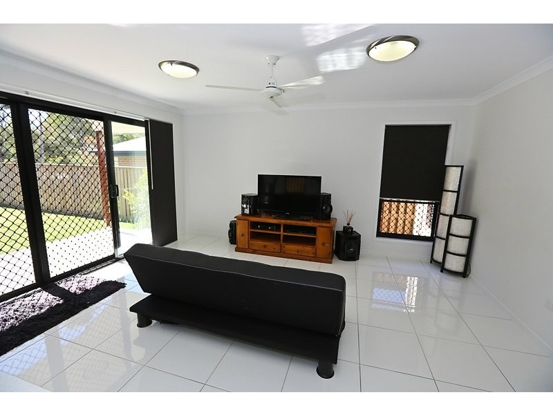26 CHRISTINA RD, Clinton QLD 4680