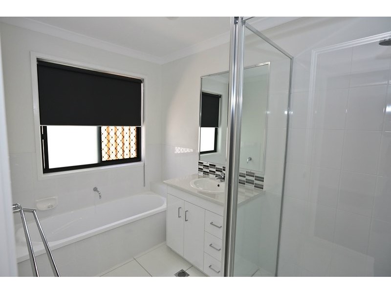 26 CHRISTINA RD, Clinton QLD 4680