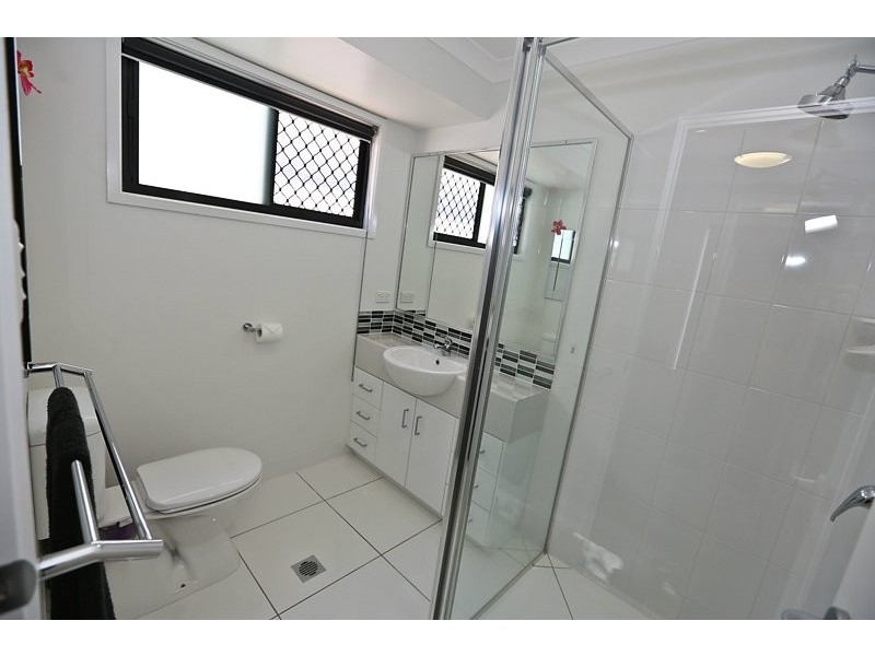 26 CHRISTINA RD, Clinton QLD 4680