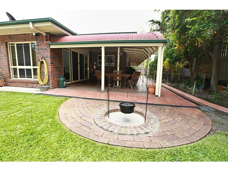 130 J Hickey Avenue, Clinton QLD 4680