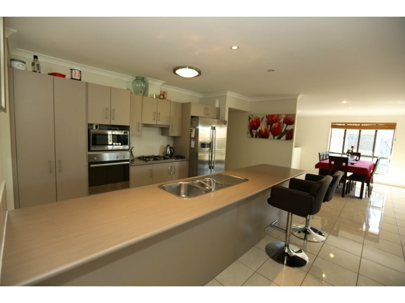 17 Central Avenue, Calliope QLD 4680