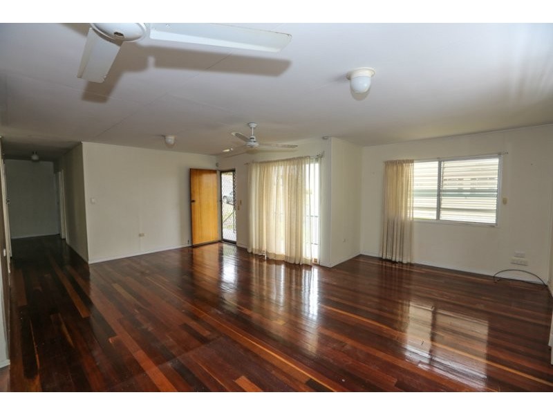 4 ALLAMBEE CLOSE, West Gladstone QLD 4680