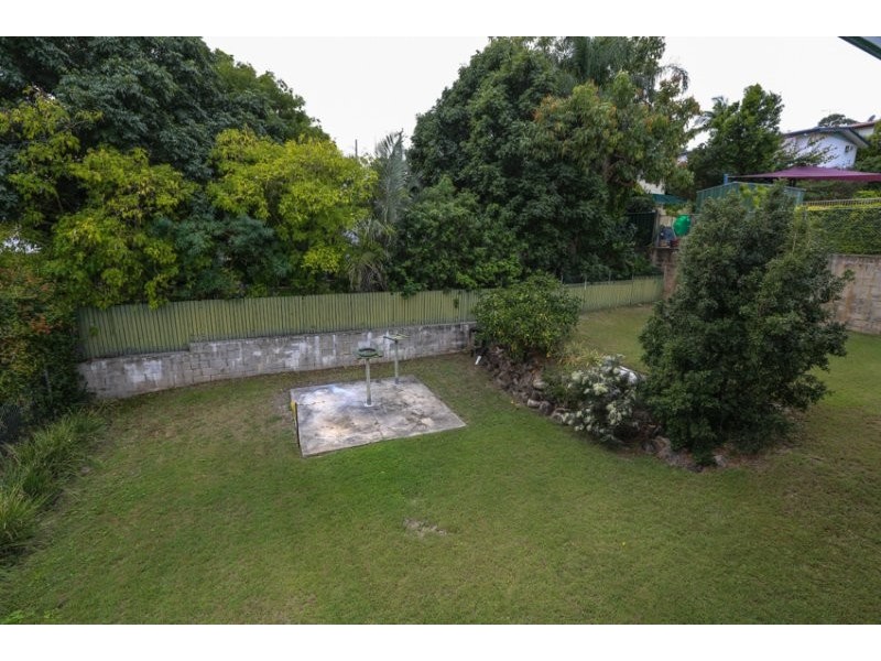 4 ALLAMBEE CLOSE, West Gladstone QLD 4680