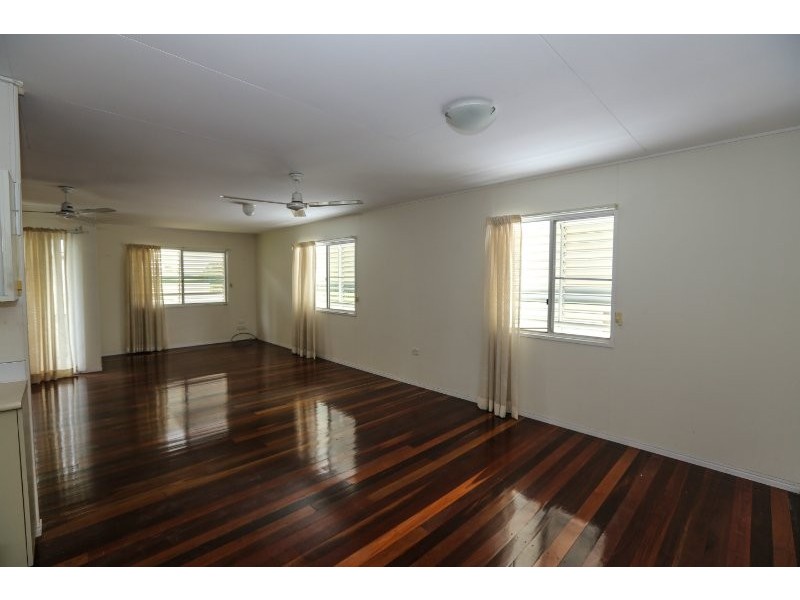 4 ALLAMBEE CLOSE, West Gladstone QLD 4680