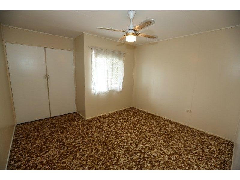 4 ALLAMBEE CLOSE, West Gladstone QLD 4680