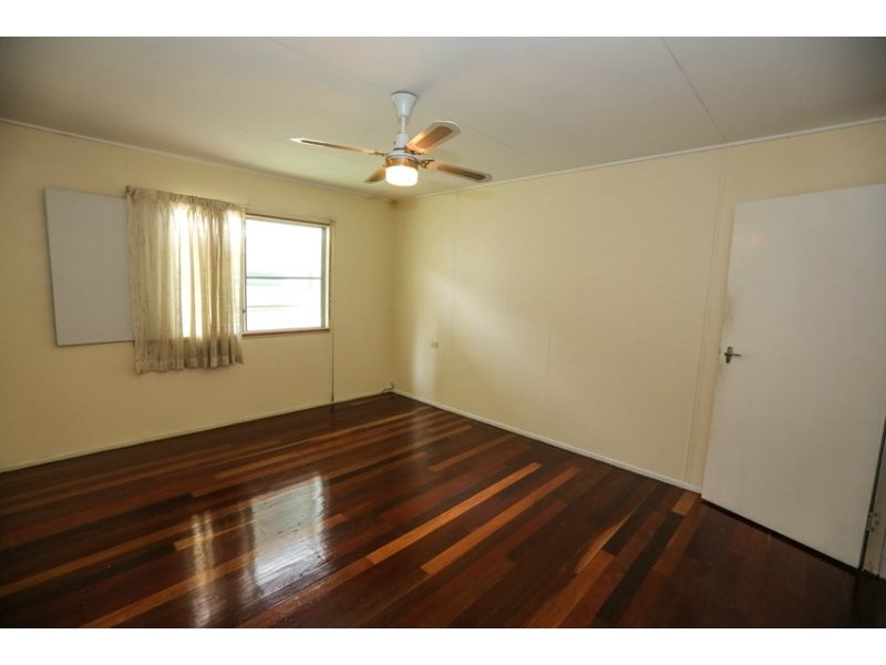 4 ALLAMBEE CLOSE, West Gladstone QLD 4680