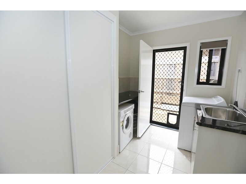 10 Beaver Avenue, South Gladstone QLD 4680