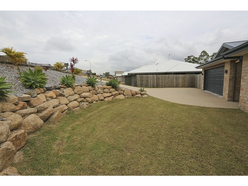 10 Beaver Avenue, South Gladstone QLD 4680