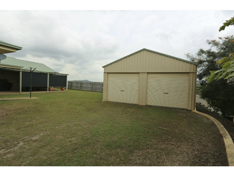 200 J Hickey Avenue, Clinton QLD 4680
