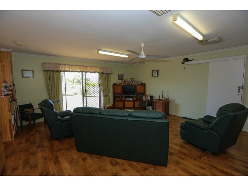 4 LAVINIA COURT, Clinton QLD 4680