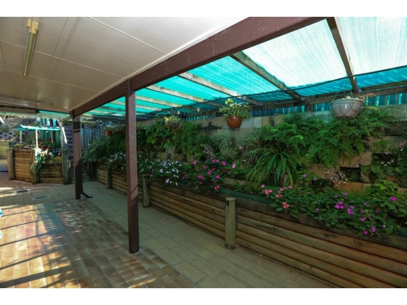 4 LAVINIA COURT, Clinton QLD 4680