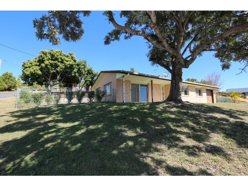 2 CAMBRIDGE CLOSE, Telina QLD 4680