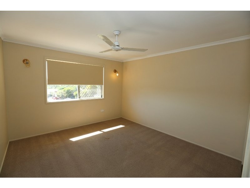 2 CAMBRIDGE CLOSE, Telina QLD 4680