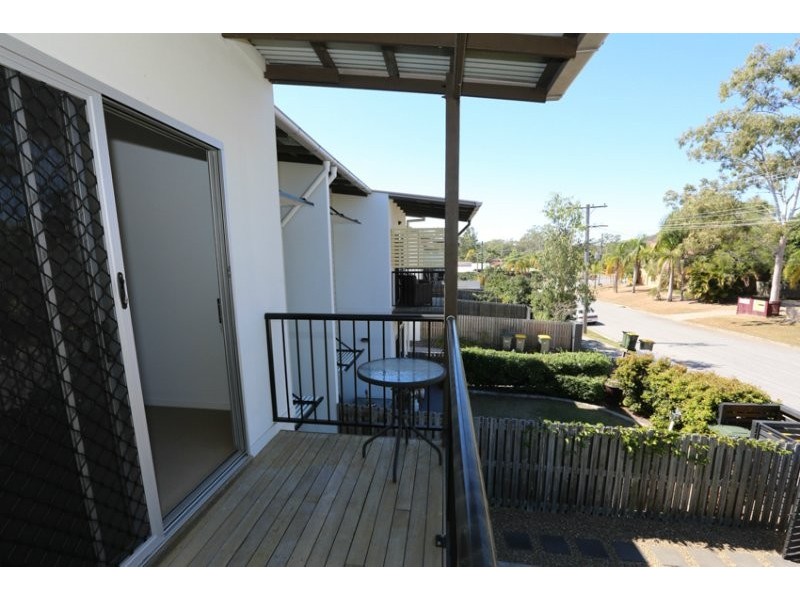 2/10 Nothling Street, New Auckland QLD 4680