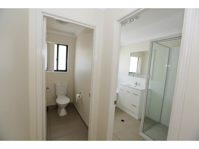 11 Eastwood Street, West Gladstone QLD 4680