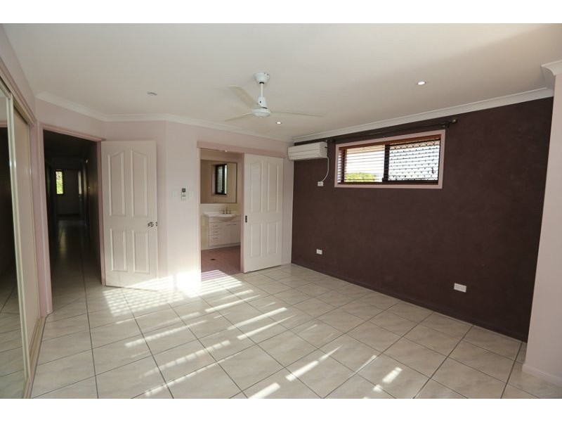 8 OSPREY COURT, South Gladstone QLD 4680