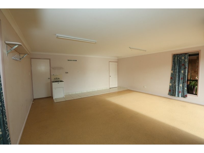 8 OSPREY COURT, South Gladstone QLD 4680