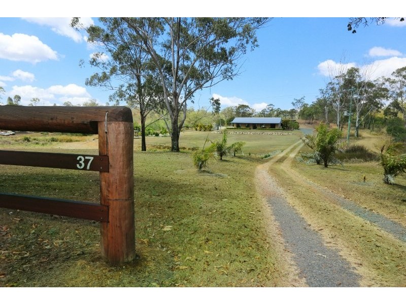 37 Mount Larcom Bracewell Road, Mount Larcom QLD 4695