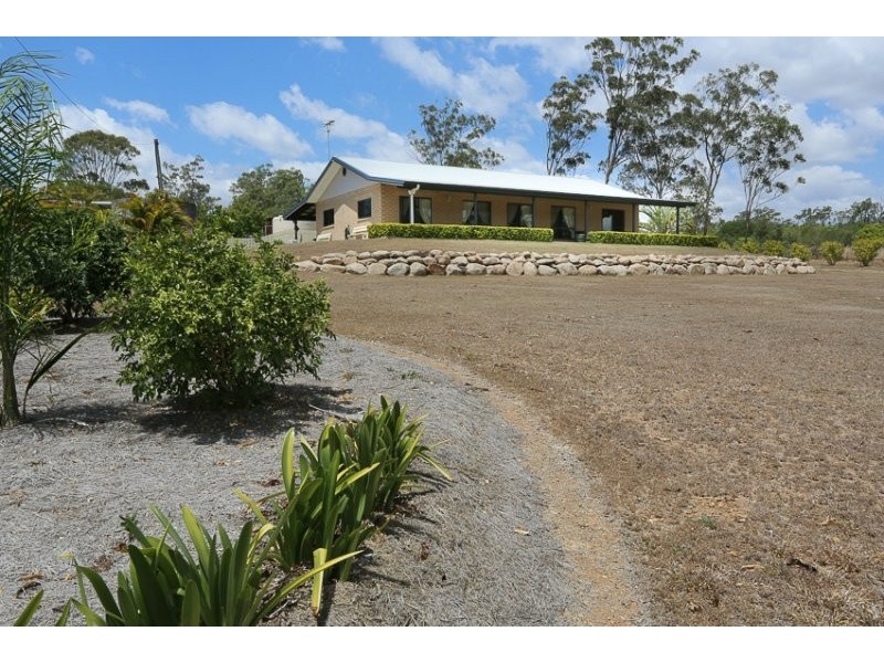 37 Mount Larcom Bracewell Road, Mount Larcom QLD 4695
